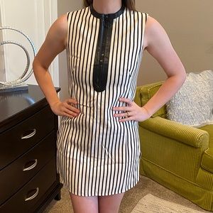 AKRIS PUNTO DRESS SHIRT ✨ Size: 4